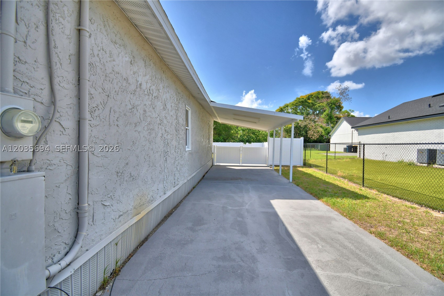 WEEKS D P RESUBDIVISION PB - Residential