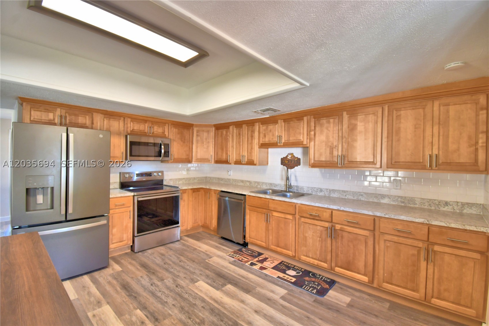 WEEKS D P RESUBDIVISION PB - Residential