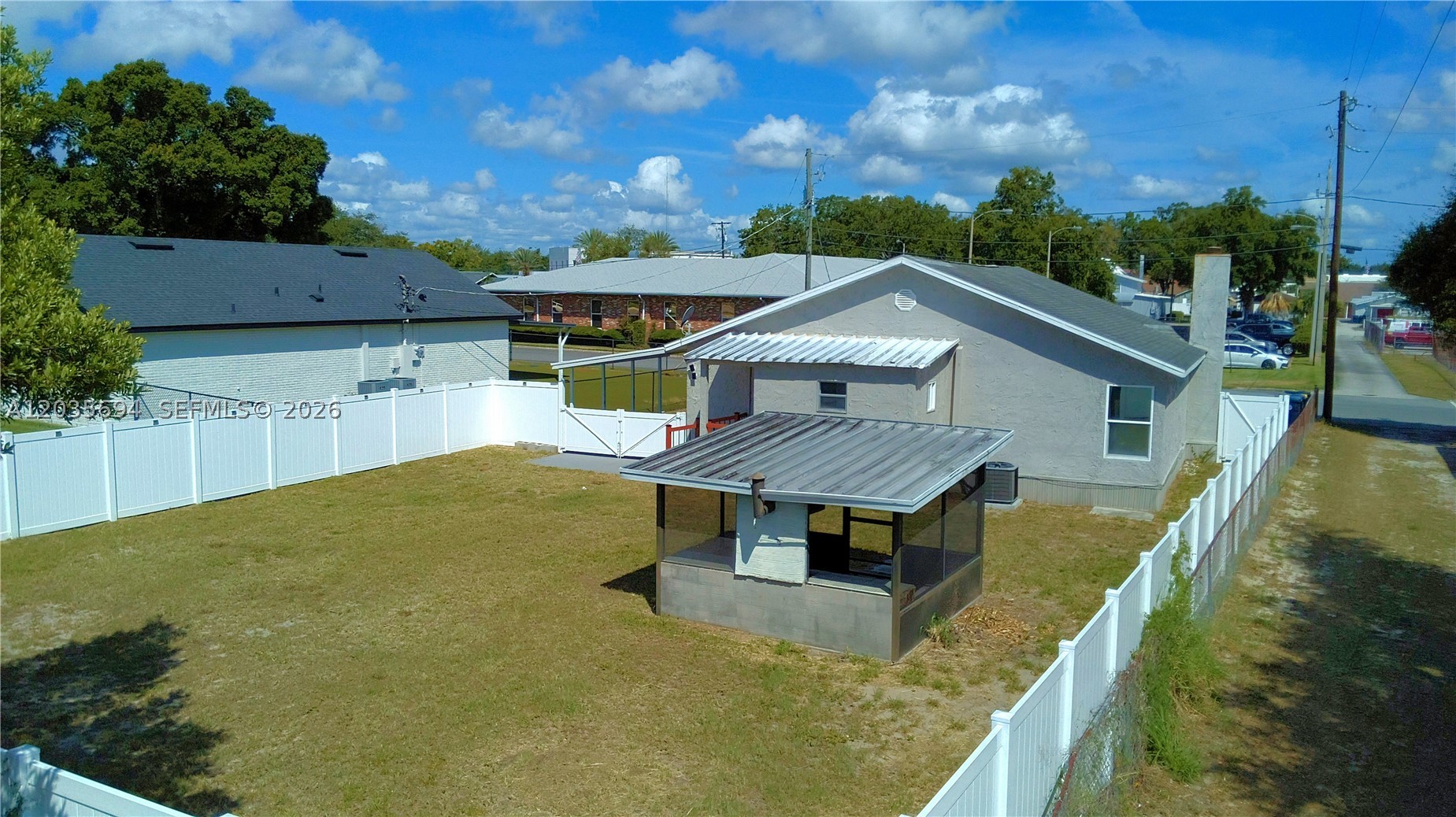 WEEKS D P RESUBDIVISION PB - Residential