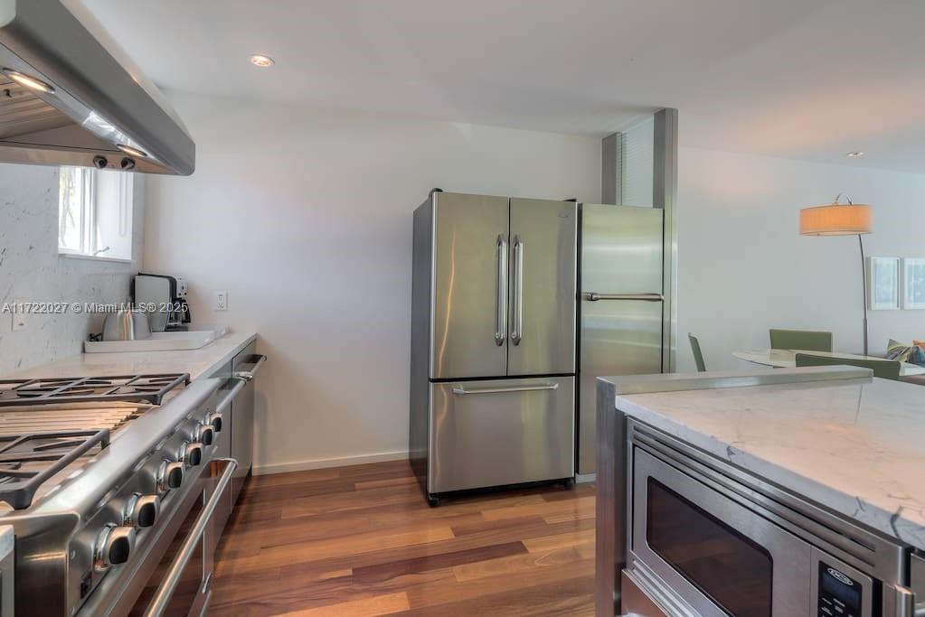 FONTANA CONDO - Residential Lease