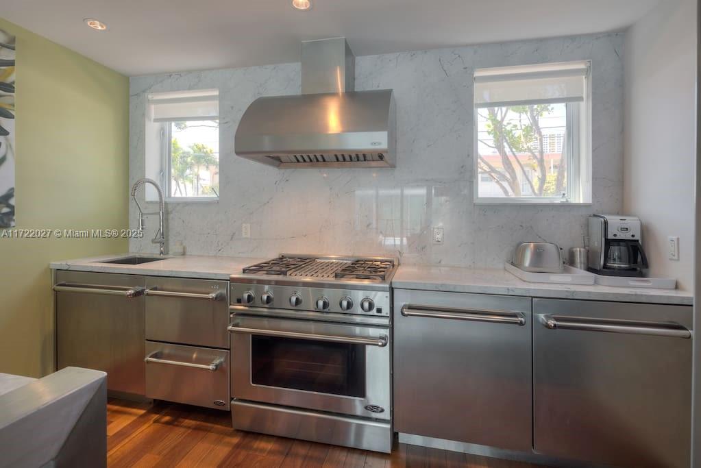 FONTANA CONDO - Residential Lease