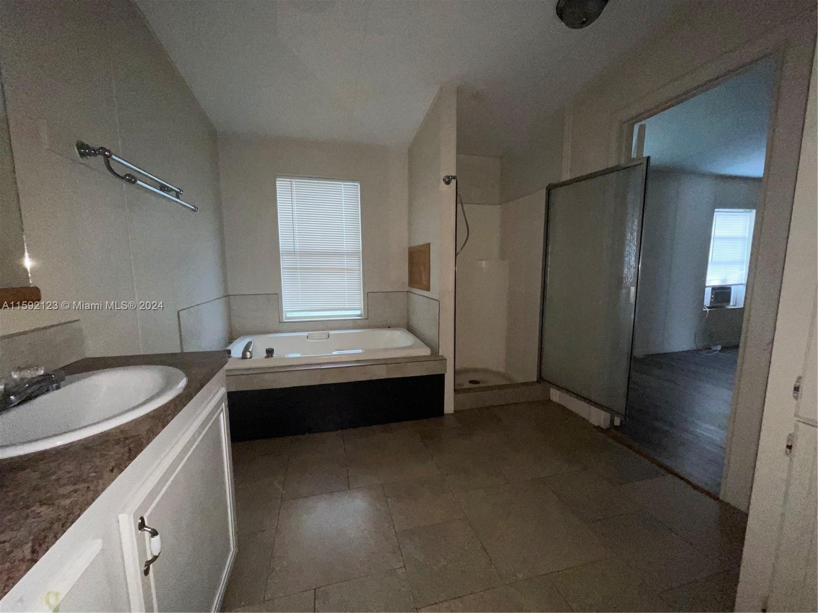 WATERGATE MOBILE HOME - Residential Lease