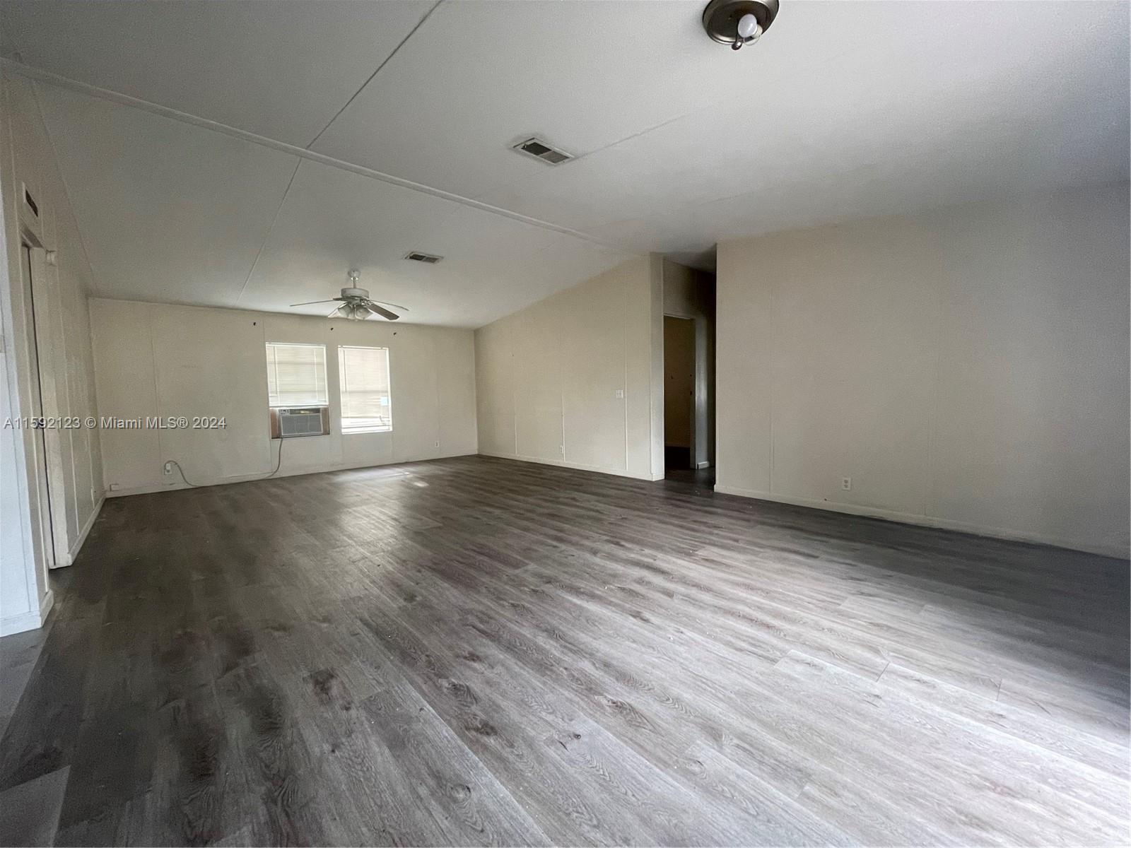 WATERGATE MOBILE HOME - Residential Lease