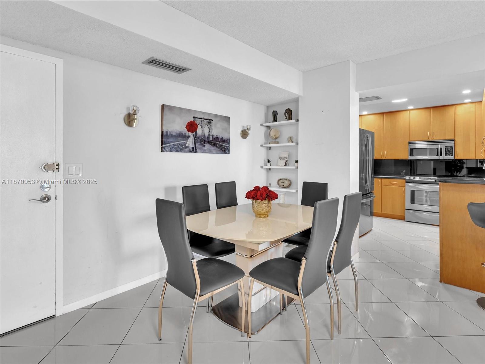 ALLINGTON TOWERS NORTH CO - Residential