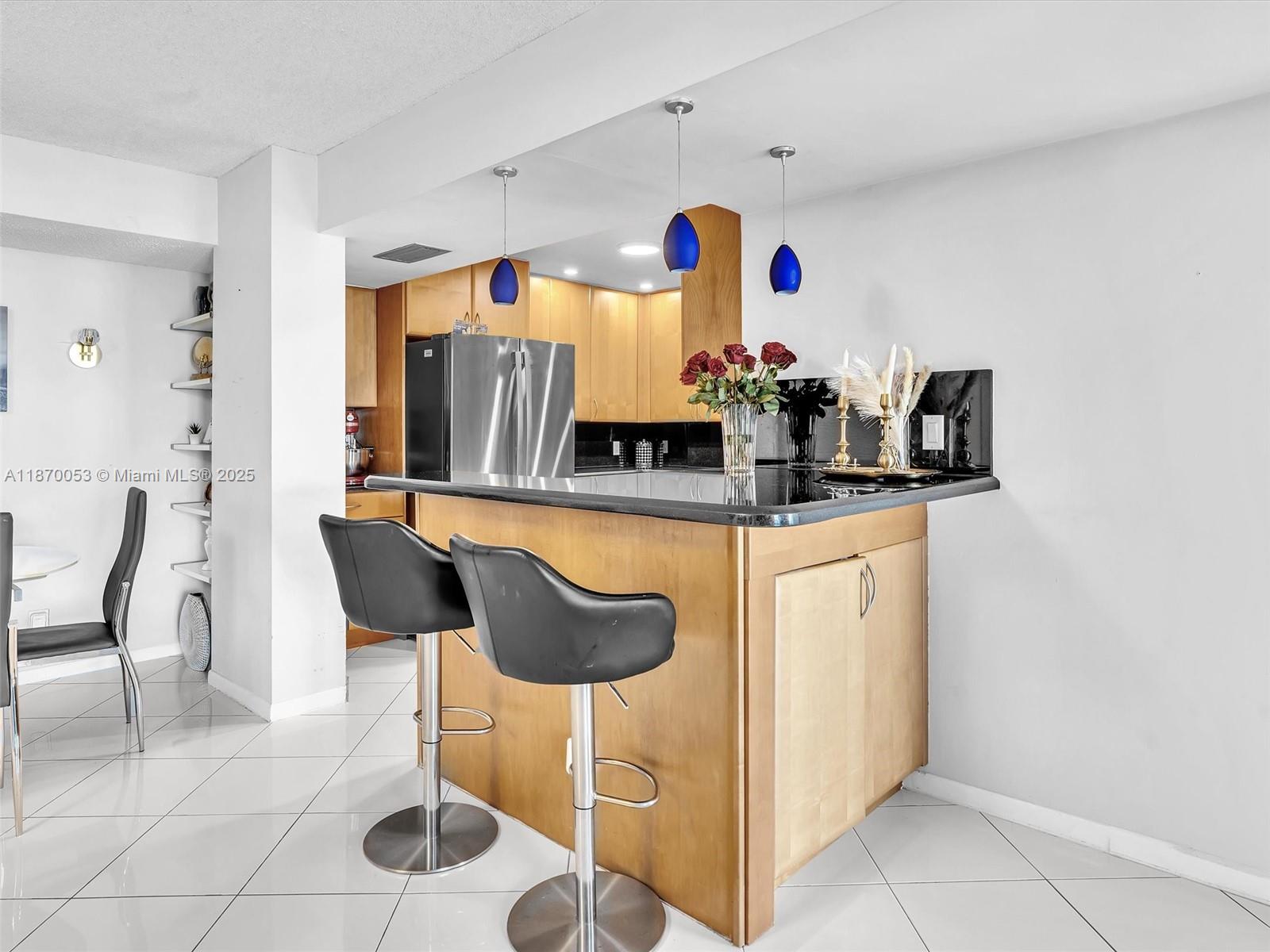 ALLINGTON TOWERS NORTH CO - Residential