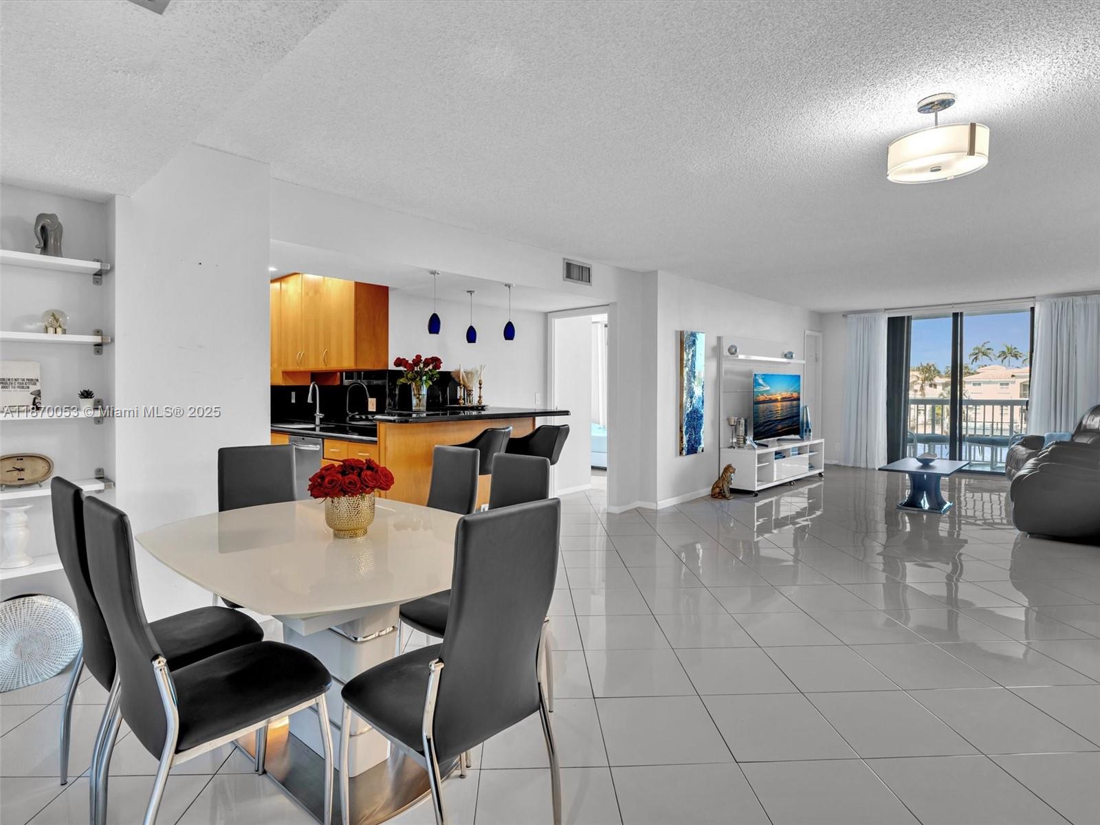 ALLINGTON TOWERS NORTH CO - Residential