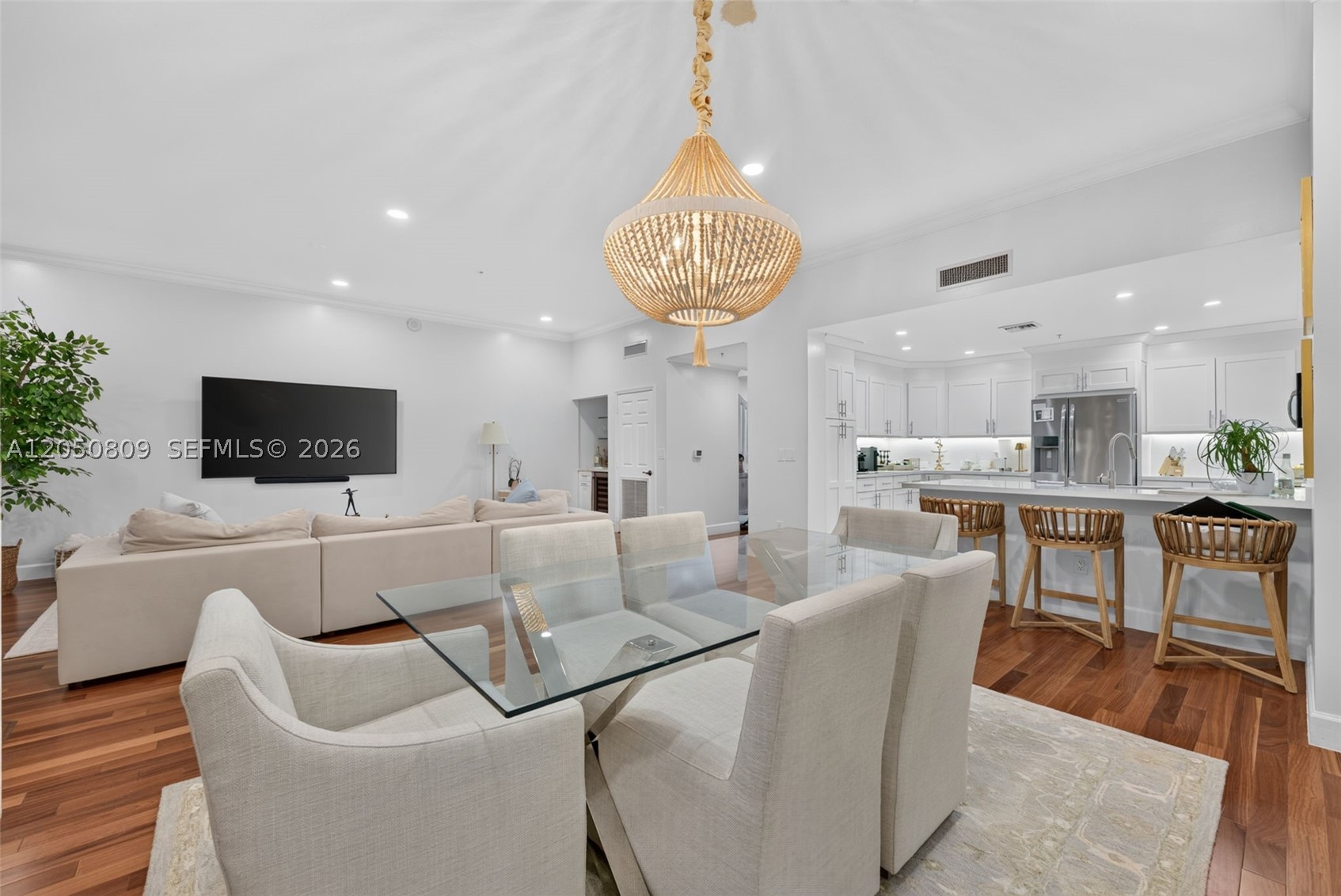 COLONNADE AT DADELAND SE - Residential Lease