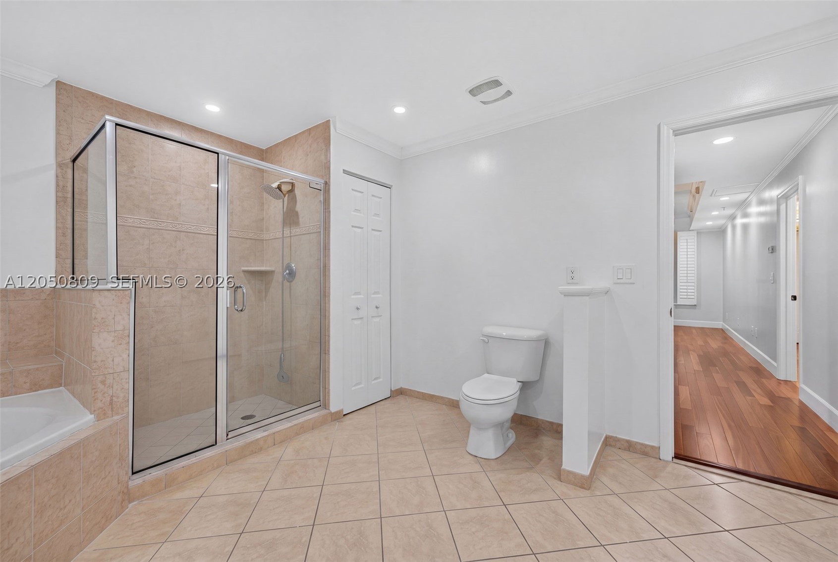 COLONNADE AT DADELAND SE - Residential Lease