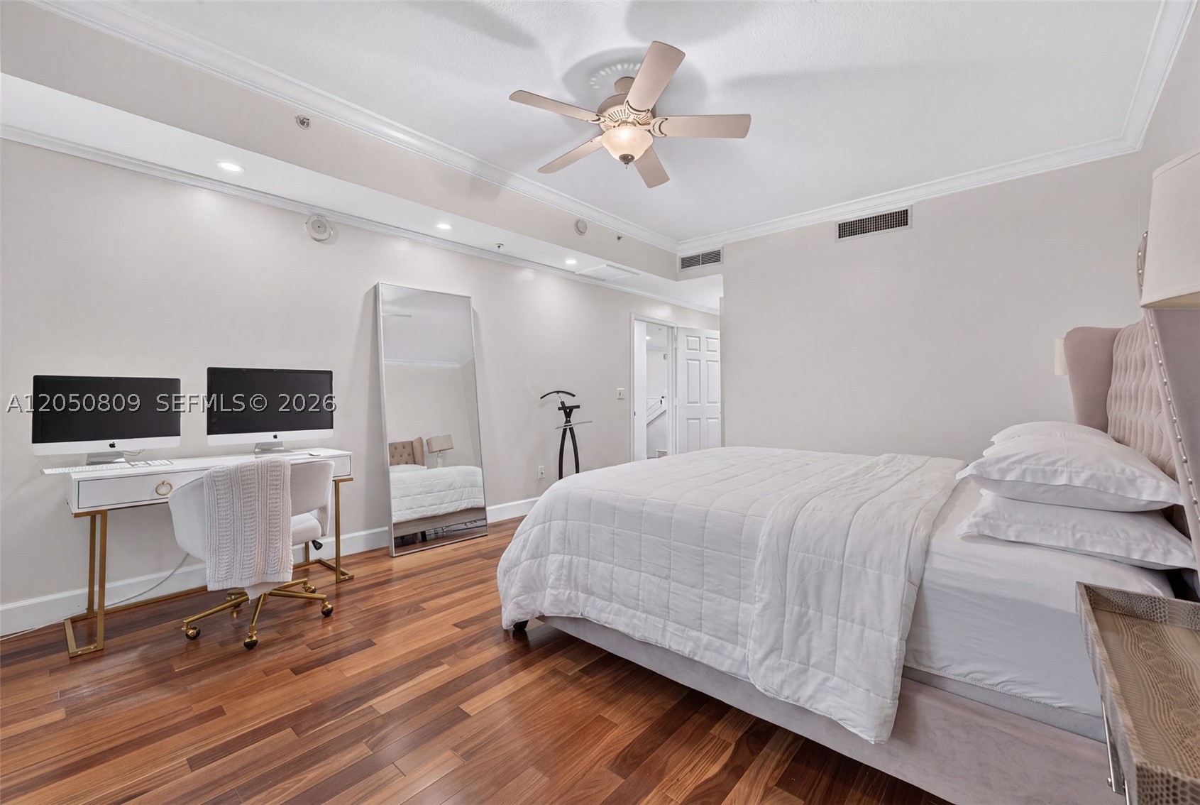 COLONNADE AT DADELAND SE - Residential Lease
