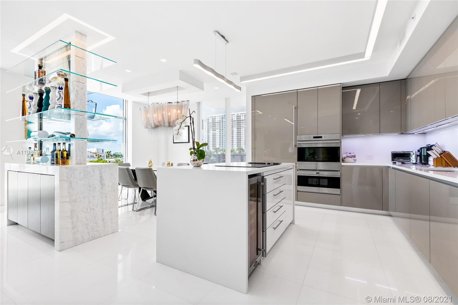 PALAU SUNSET HARBOUR - Residential