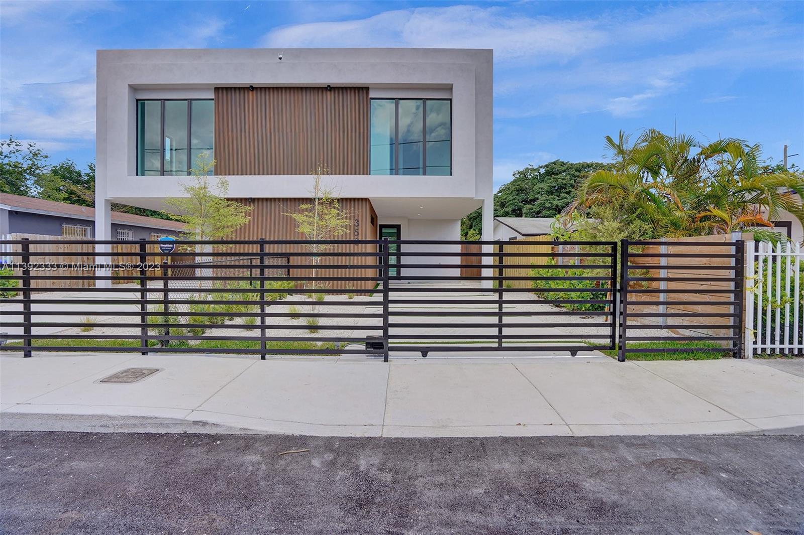 Be the first to live in this modern townhome. Enjoy the convenience of a SMART HOME, w/ controlled black-out blinds, lights, & keyless door entry. The BOLD KITCHEN features high-end appliances. Step into the PRIVATE BACKYARD w/ artificial turf, a deck, & a PRIVATE SALT WATER POOL W/  large shelf, a serene outdoor oasis. With 10' ceilings, impact windows, and custom closets, this townhome exudes luxury and comfort.
Located in the heart of Miami's’ Buena Vista, this property provides easy access to The Design District area, MiMo, and Miami Beach. Everyday conveniences, such as Publix are a short drive away.
The property is available partially or fully furnished, accommodating both short-term and long-term rental agreements. Don't miss this opportunity.
