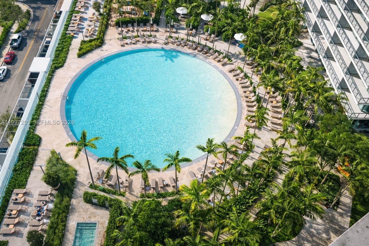 PARAISO BAY CONDO - Residential