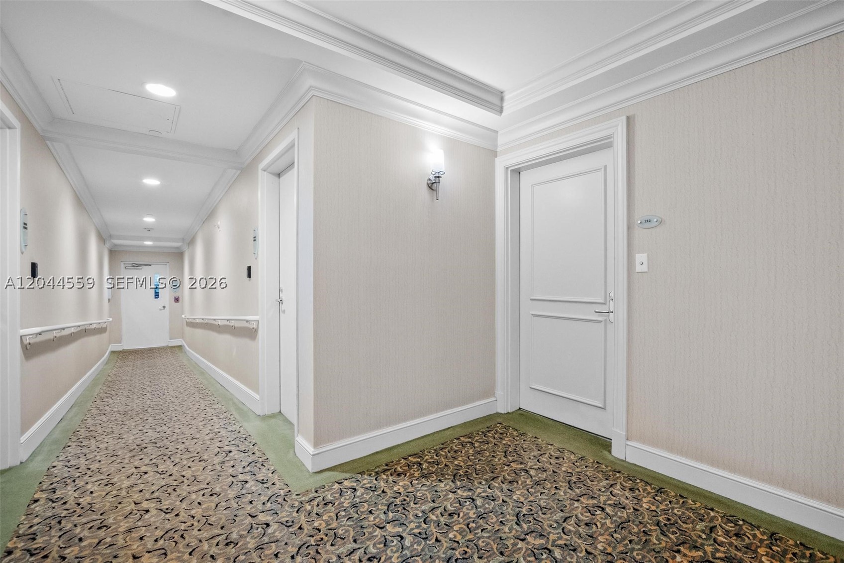 TURNBERRY VILLAGE SO TOWE - Residential Lease