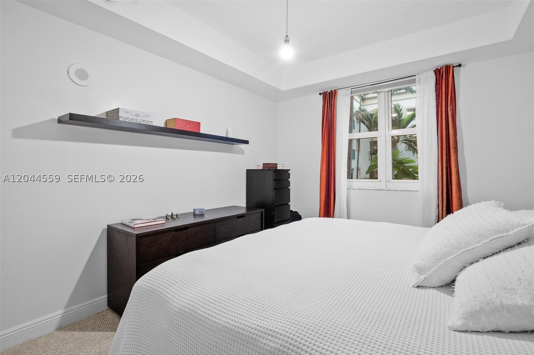 TURNBERRY VILLAGE SO TOWE - Residential Lease