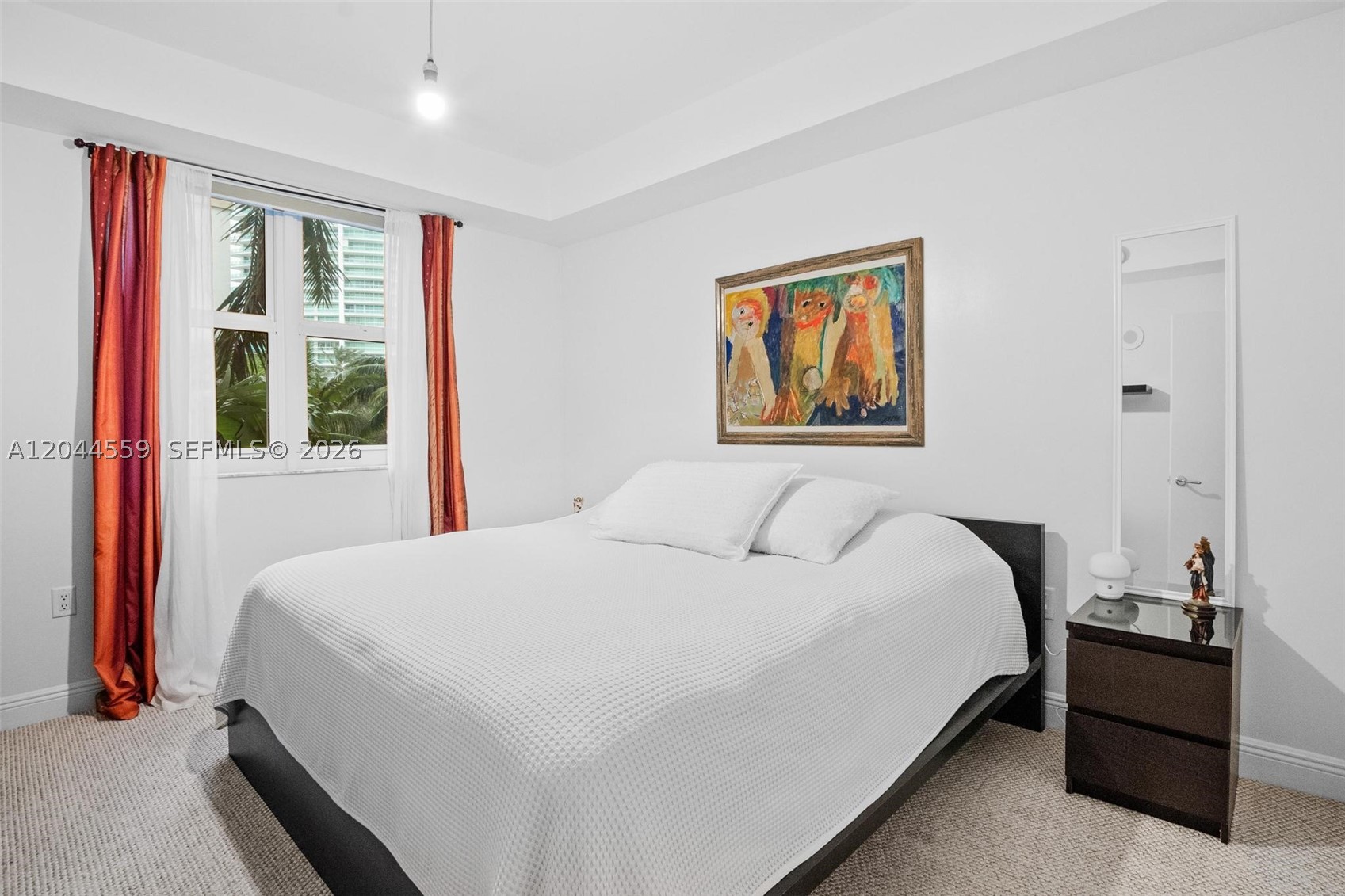TURNBERRY VILLAGE SO TOWE - Residential Lease
