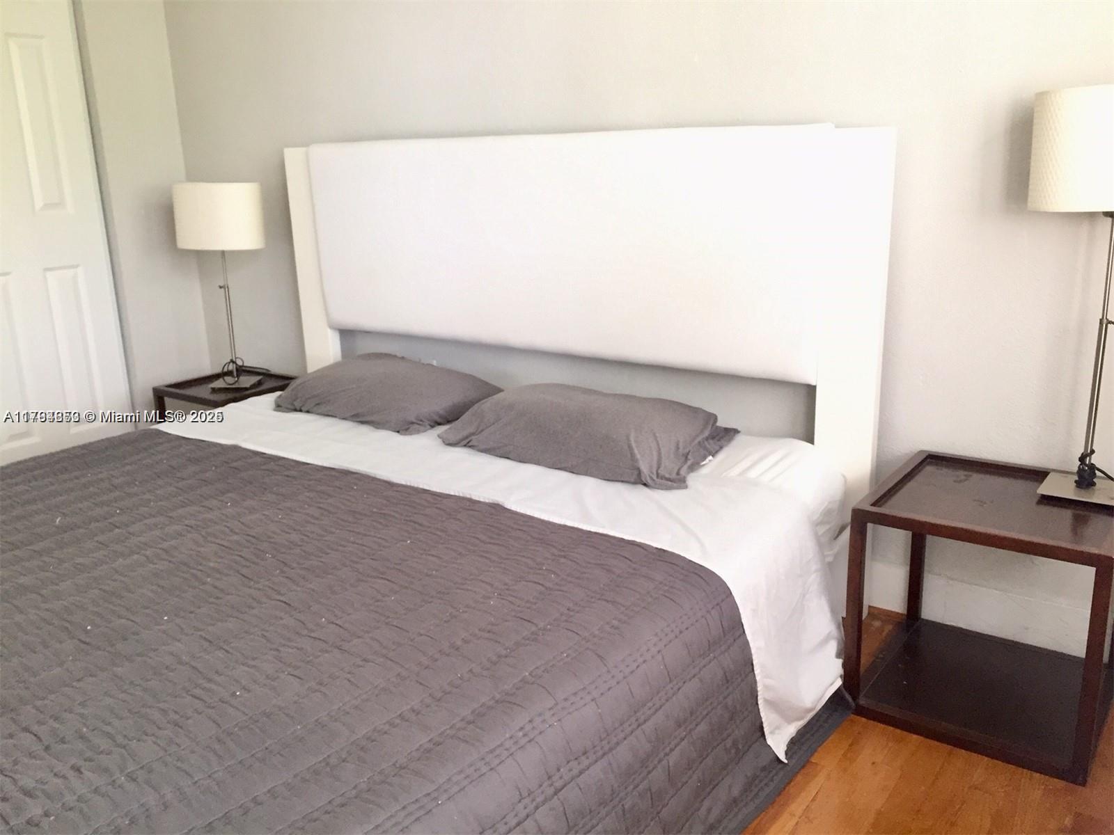 MONTERREY CONDO - Residential