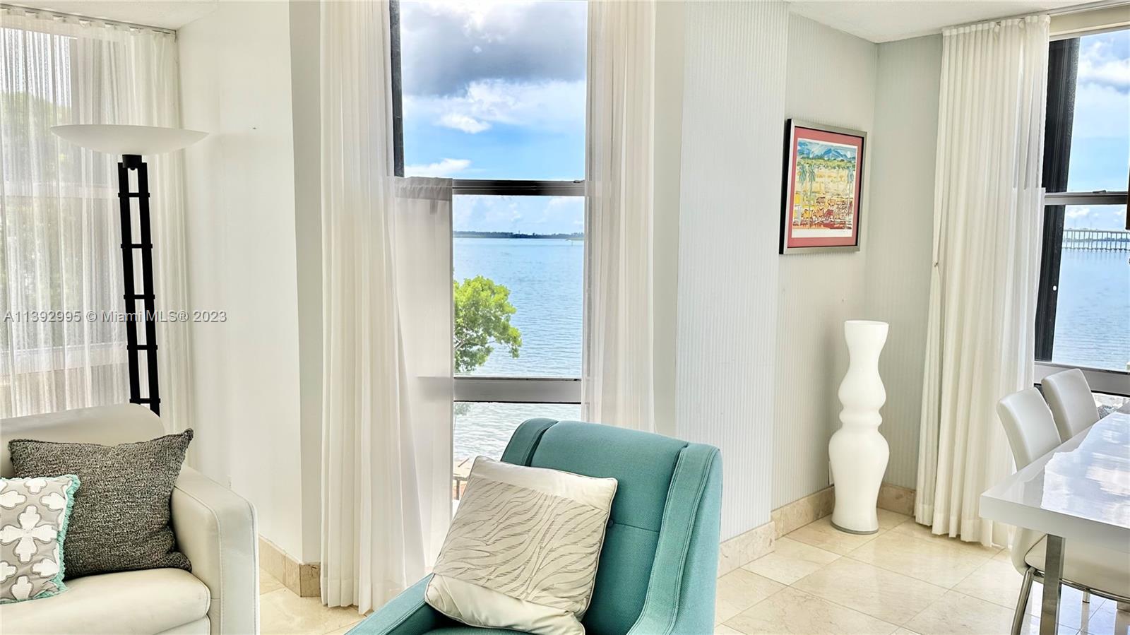 BRICKELL PLACE CONDO - Residential Lease