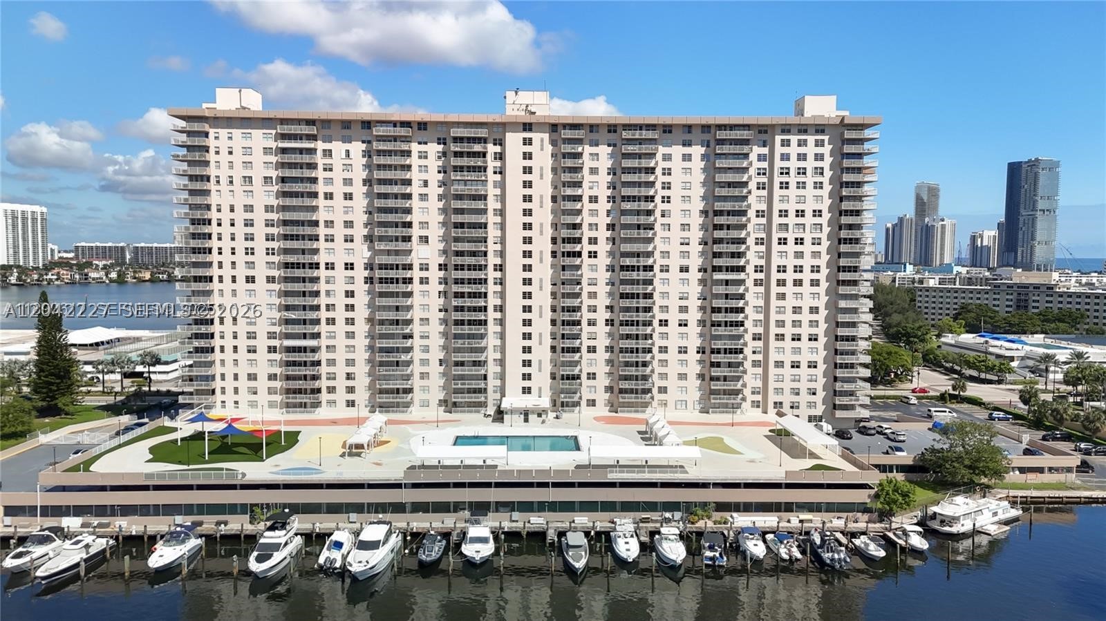WINSTON TOWERS 100 CONDO - Residential