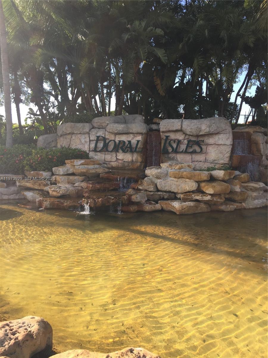 Beautiful 3 bed 2 bath in the desirable Captiva E in Doral Isles. Lake view, Clubhouse, fully equipped gym, tennis, basketball, baseball, football, soccer, swimming pool, recreational pool, beach volleyball, jogging track, spinning, sauna, jacuzzi, patio cafe. Near to the turnpike, shopping centers, restaurants, banks and excellent schools. Private security, gated access.