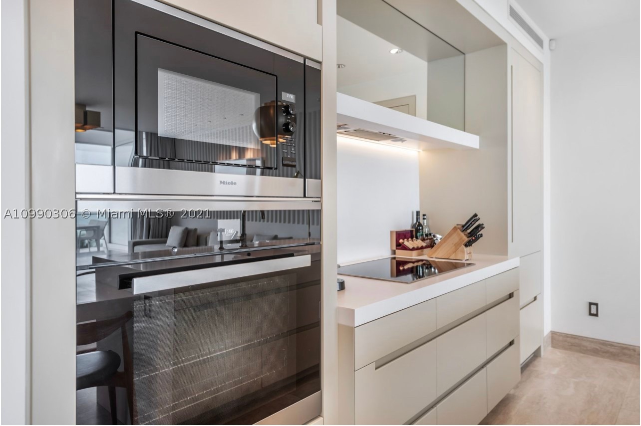 SURF CLUB CONDO - Residential