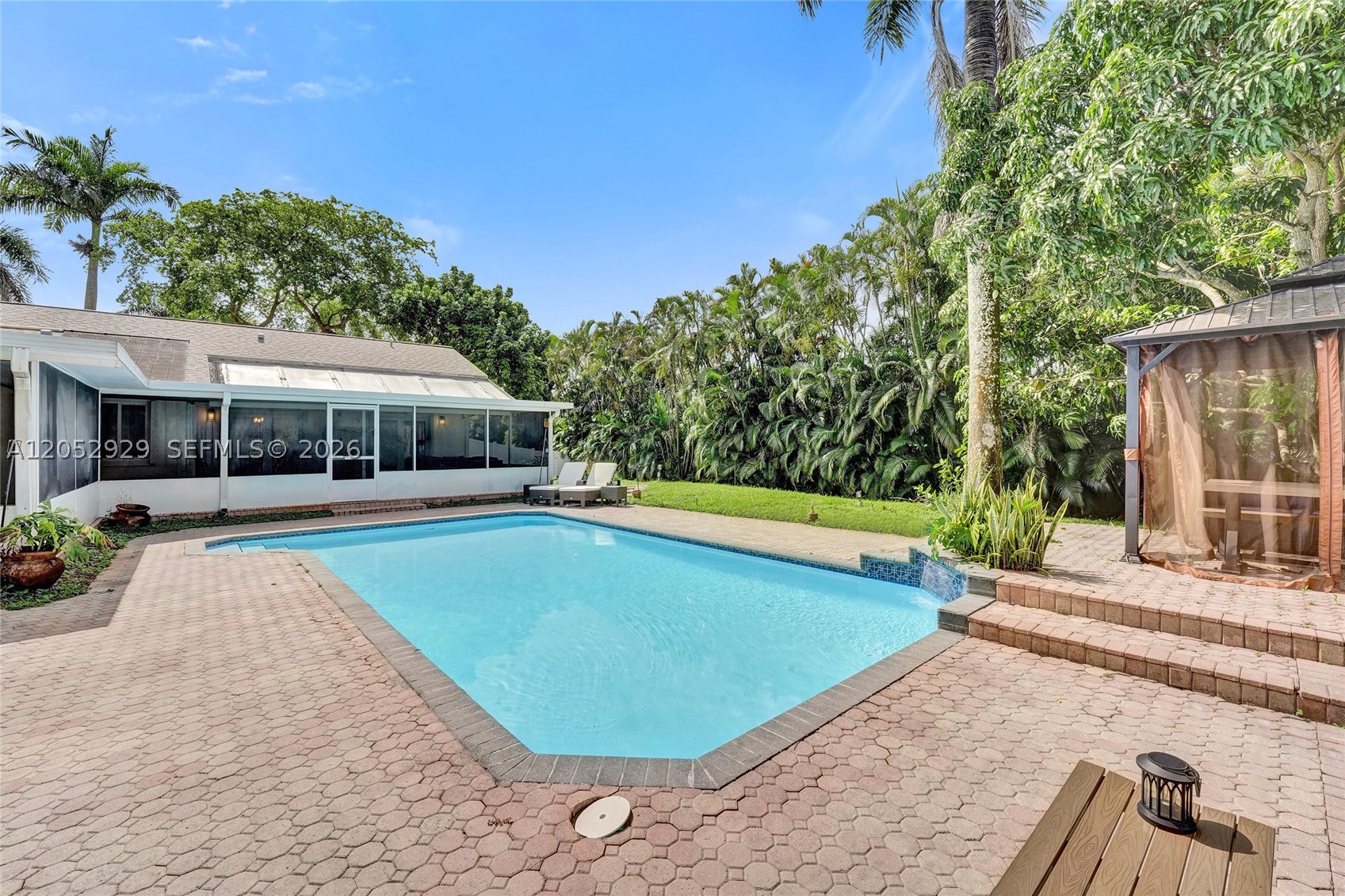 FLA FRUIT LANDS CO - Residential