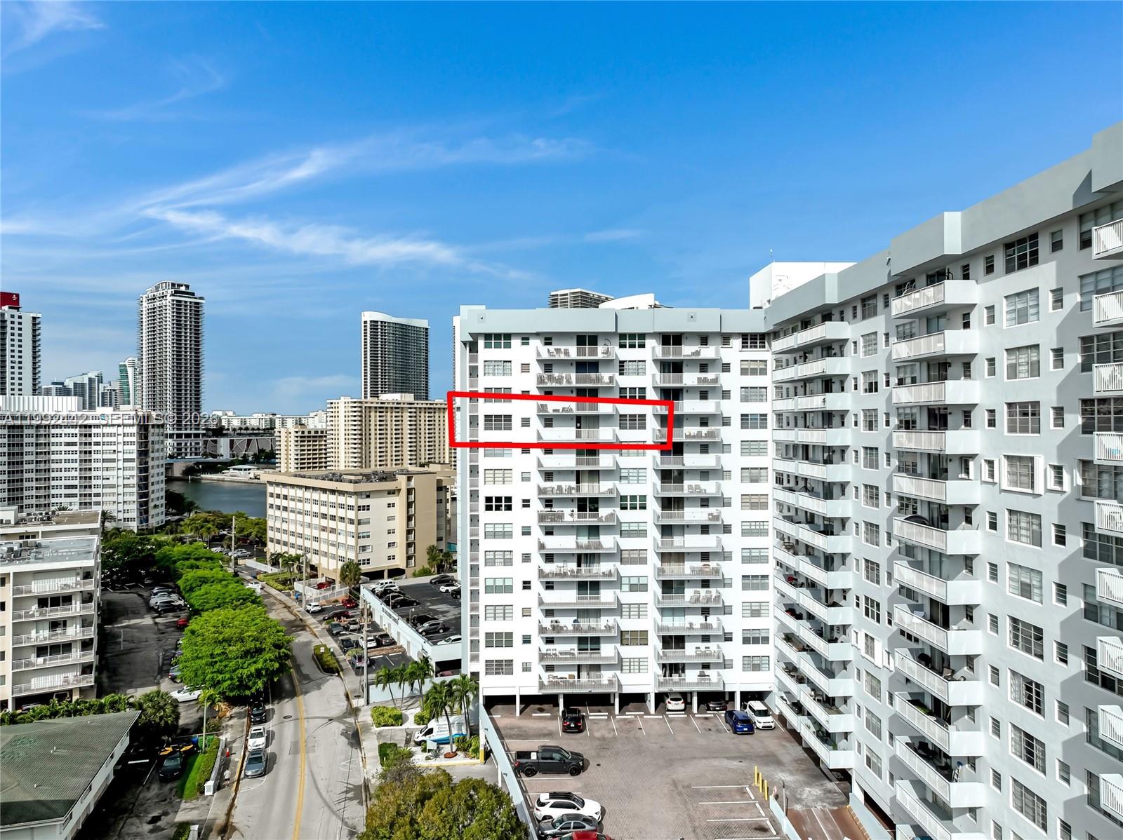 GOLDEN SURF TOWERS CONDO - Residential