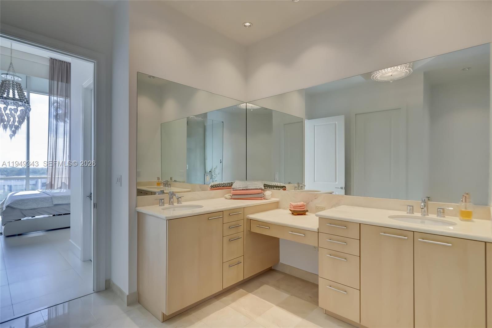 PLAZA AT OCEANSIDE (THE) - Residential Lease