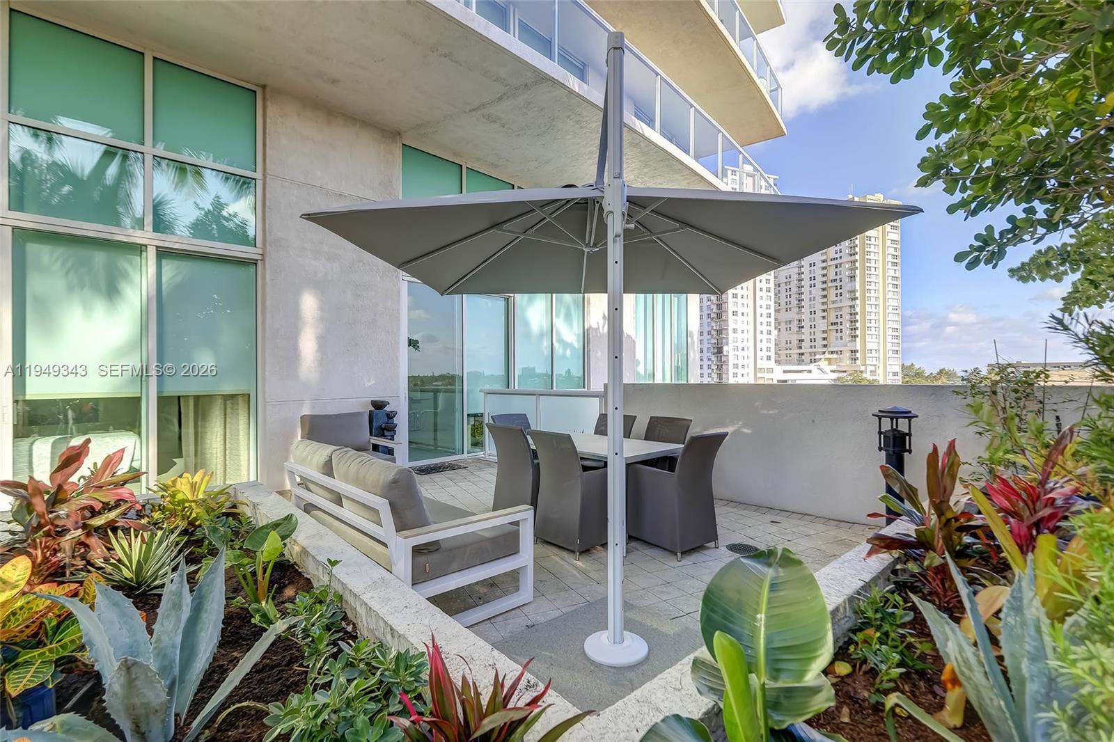 PLAZA AT OCEANSIDE (THE) - Residential Lease