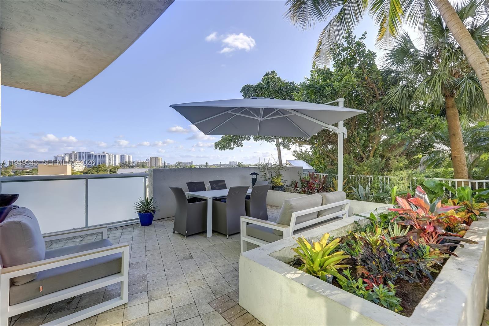 PLAZA AT OCEANSIDE (THE) - Residential Lease