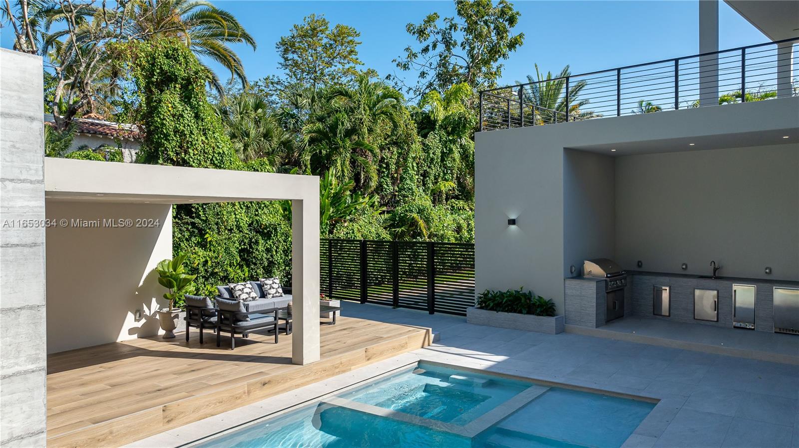 AMD PL OF BONITA PARK - Residential