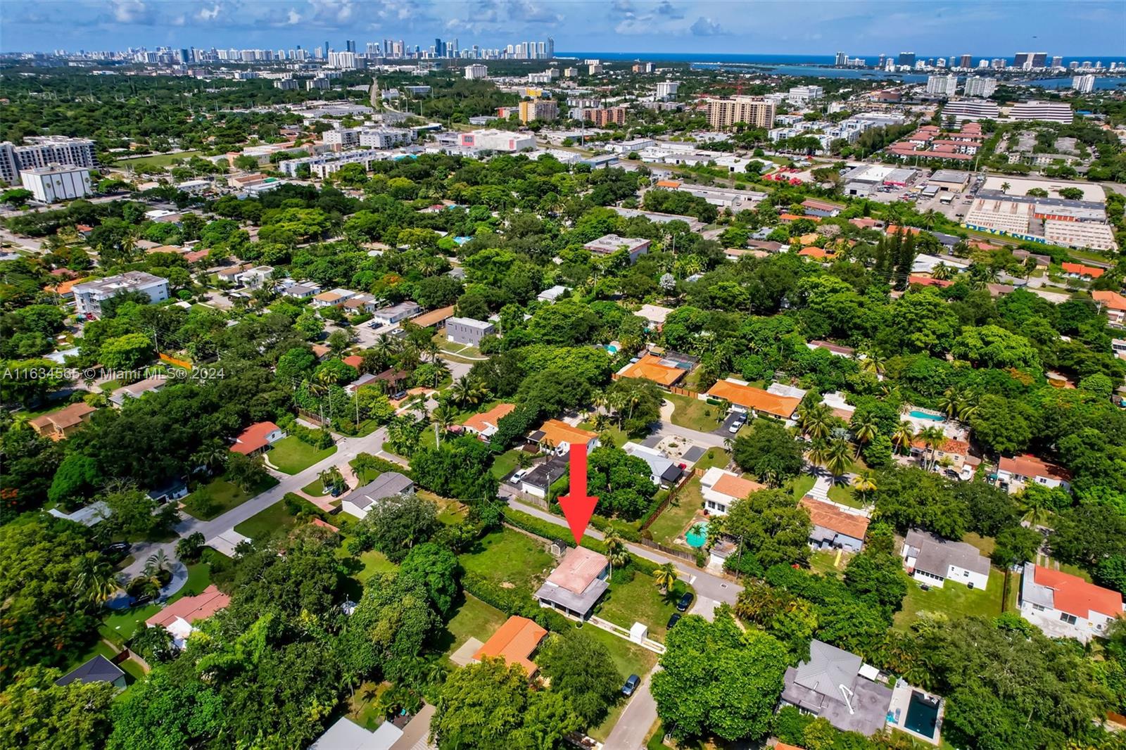 PRIORS 1ST ADDN TO BISCAYN - Residential