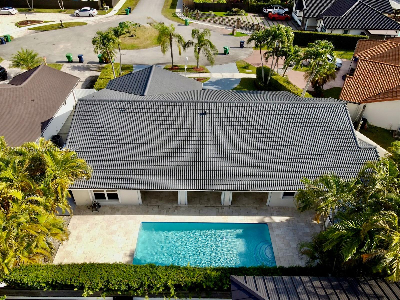 ANDREW HOMES - Residential