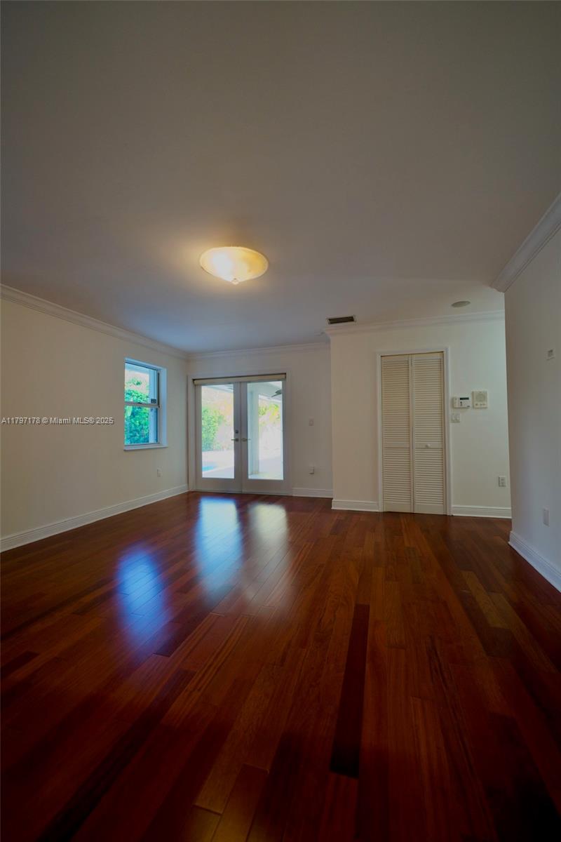 ANDREW HOMES - Residential