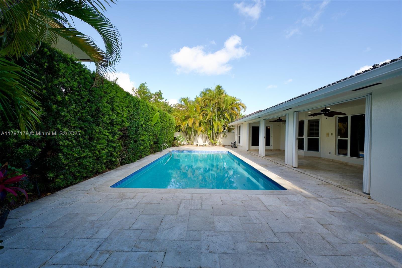 ANDREW HOMES - Residential