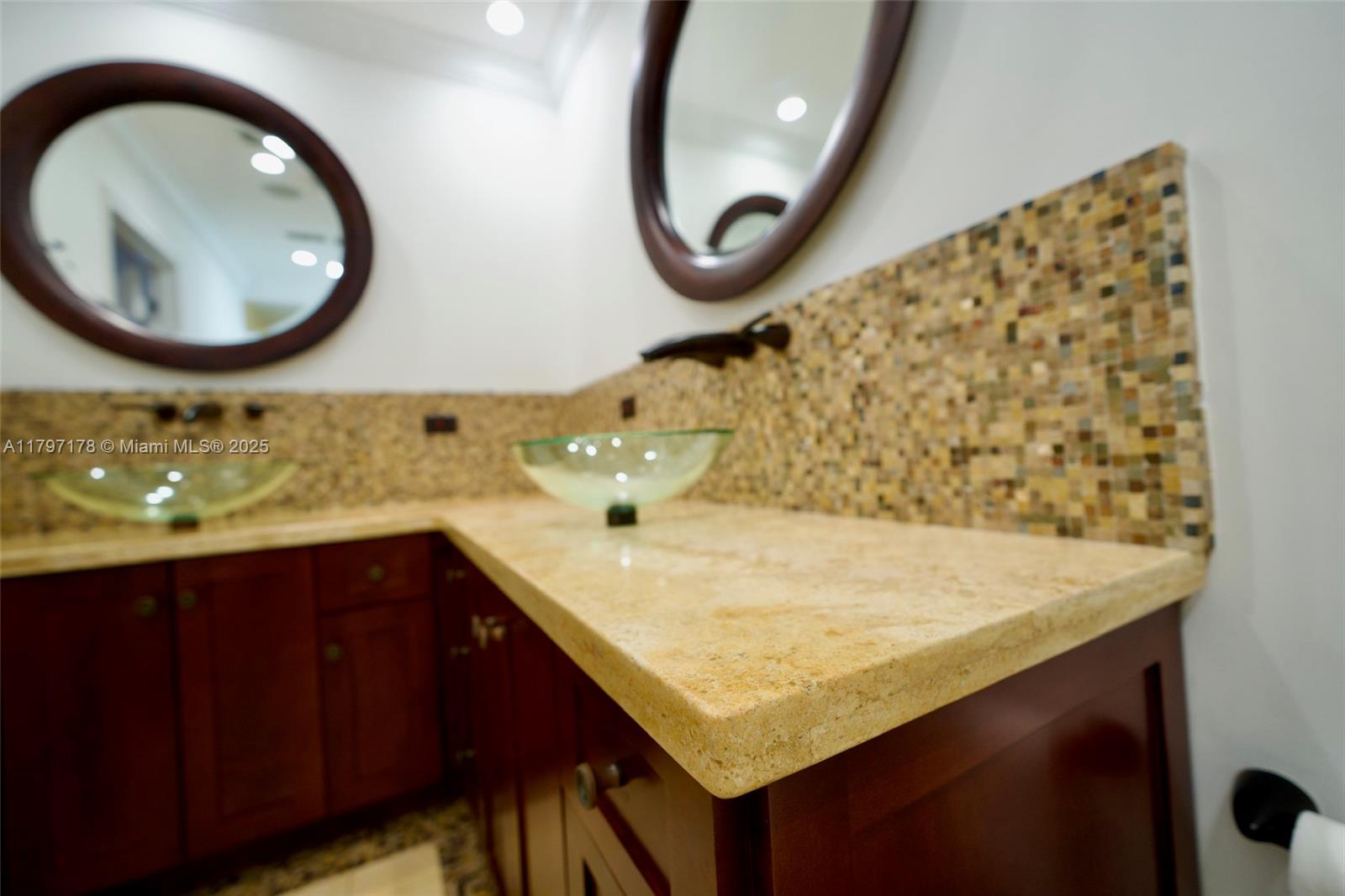 ANDREW HOMES - Residential