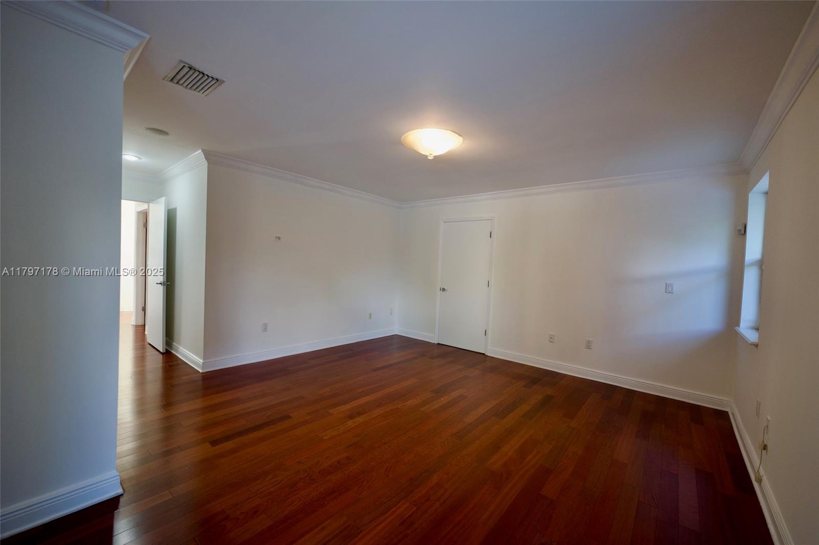ANDREW HOMES - Residential