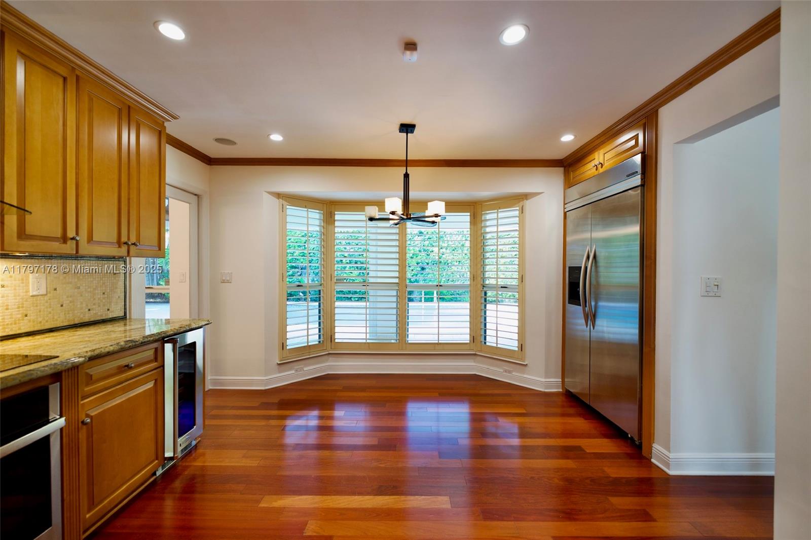 ANDREW HOMES - Residential