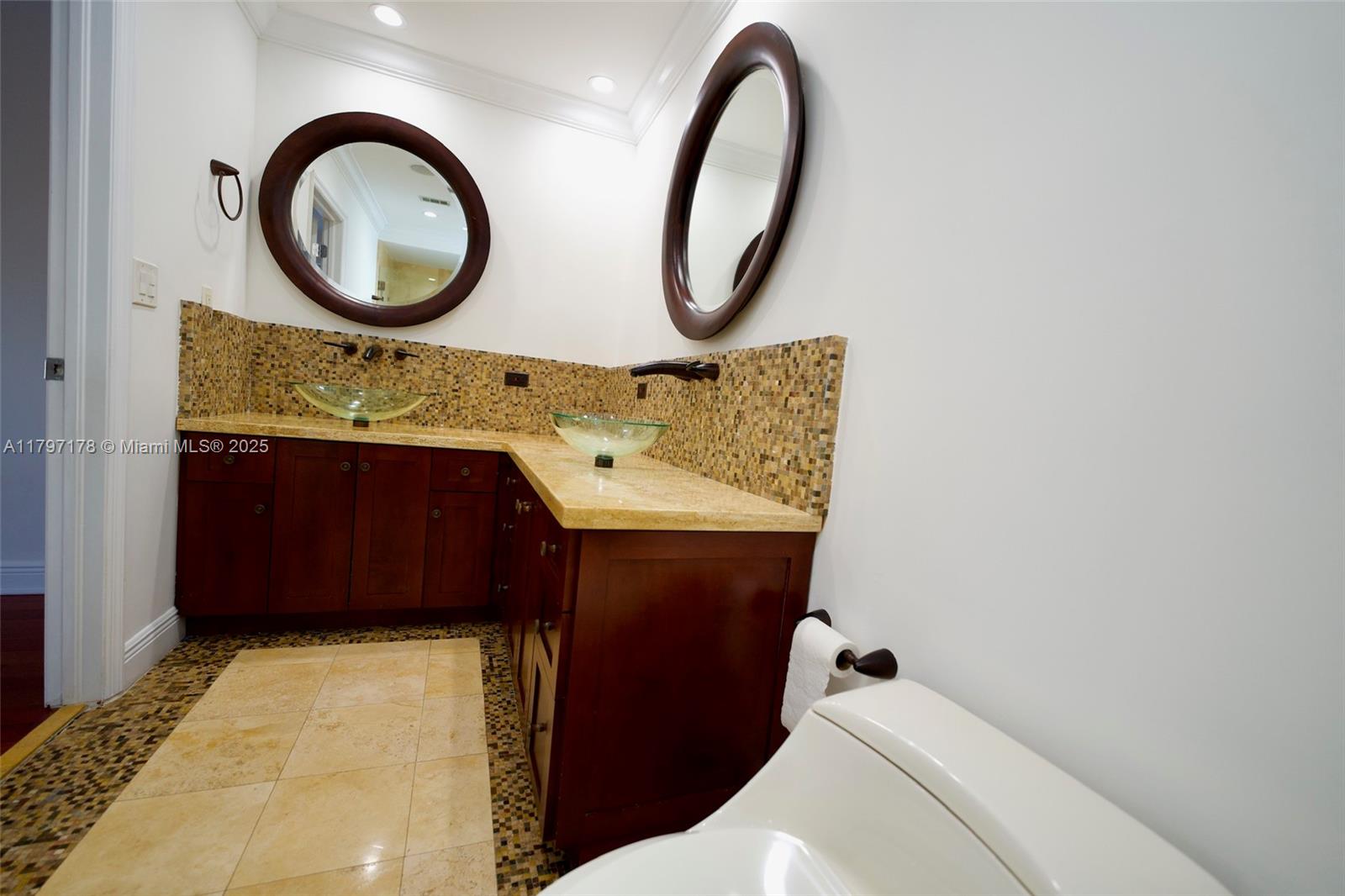 ANDREW HOMES - Residential