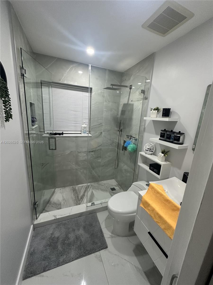 CAROL CITY GARDENS 2ND AD - Residential Lease
