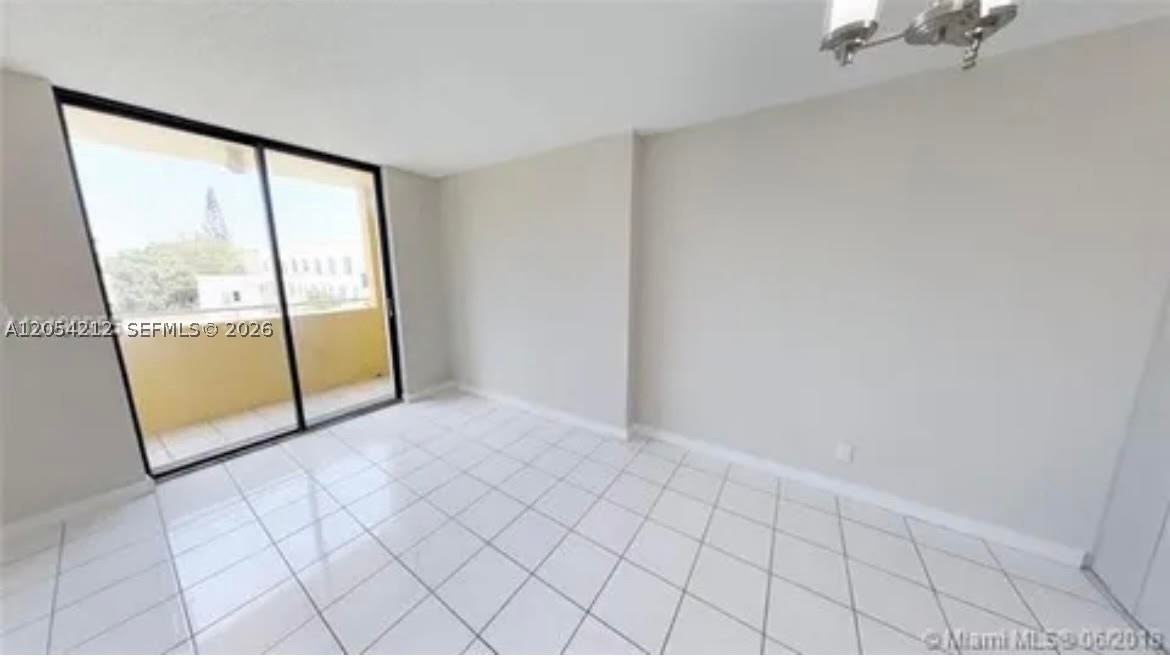 RIOPLAZA CONDOMINIUM NORT - Residential Lease