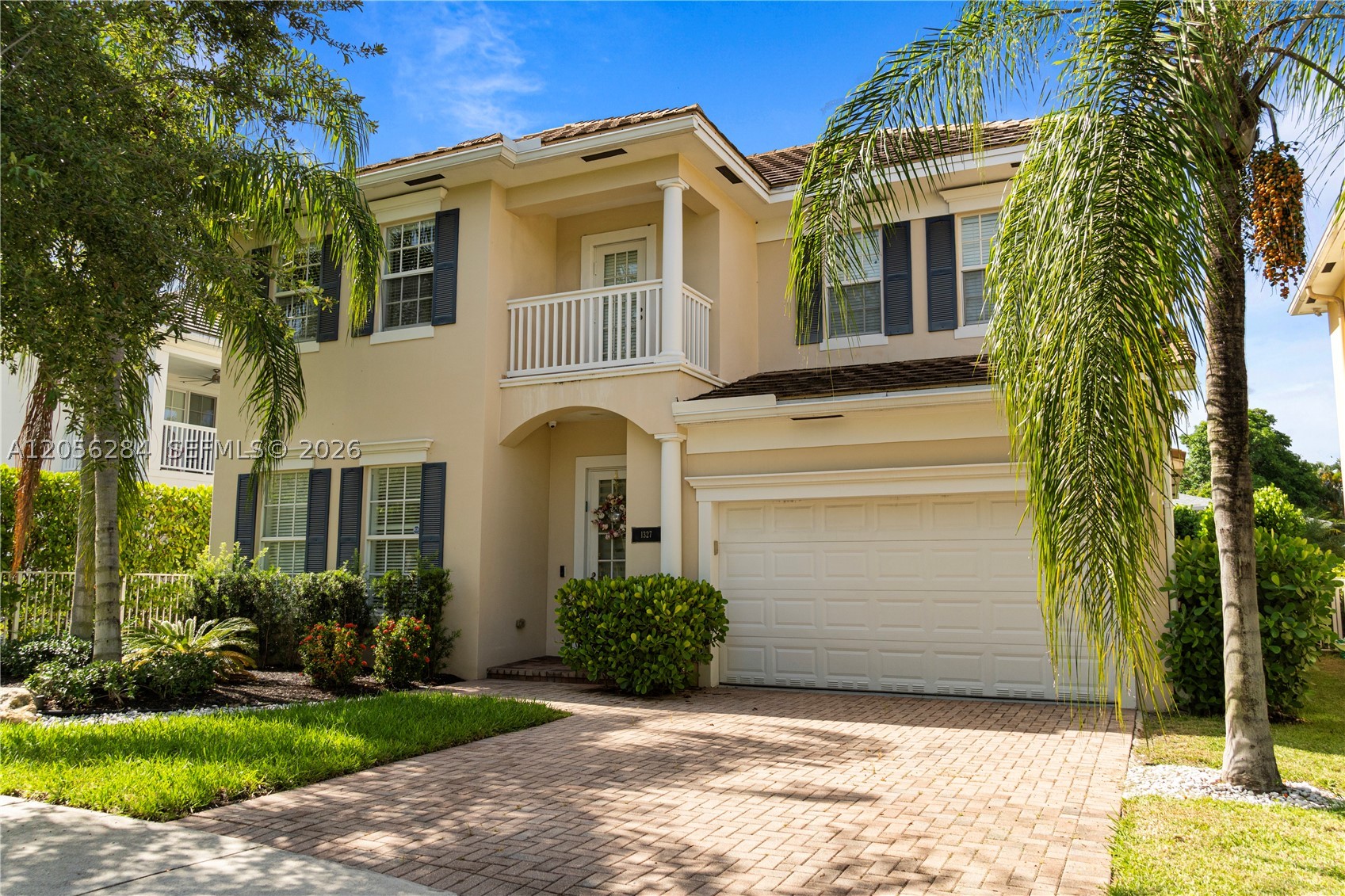 RIVER OAKS - Residential