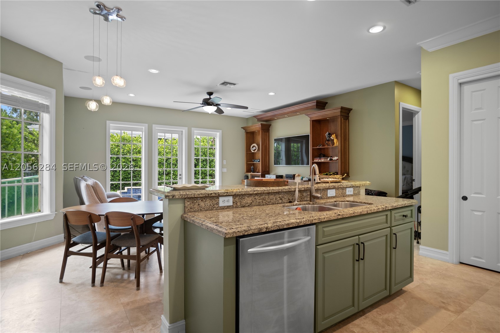 RIVER OAKS - Residential