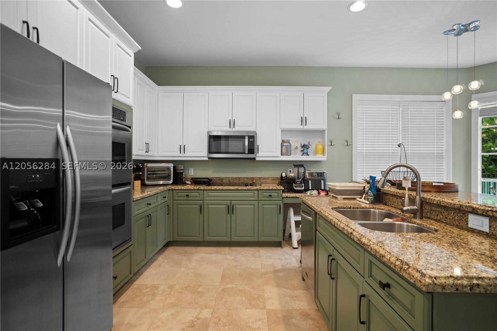 RIVER OAKS - Residential
