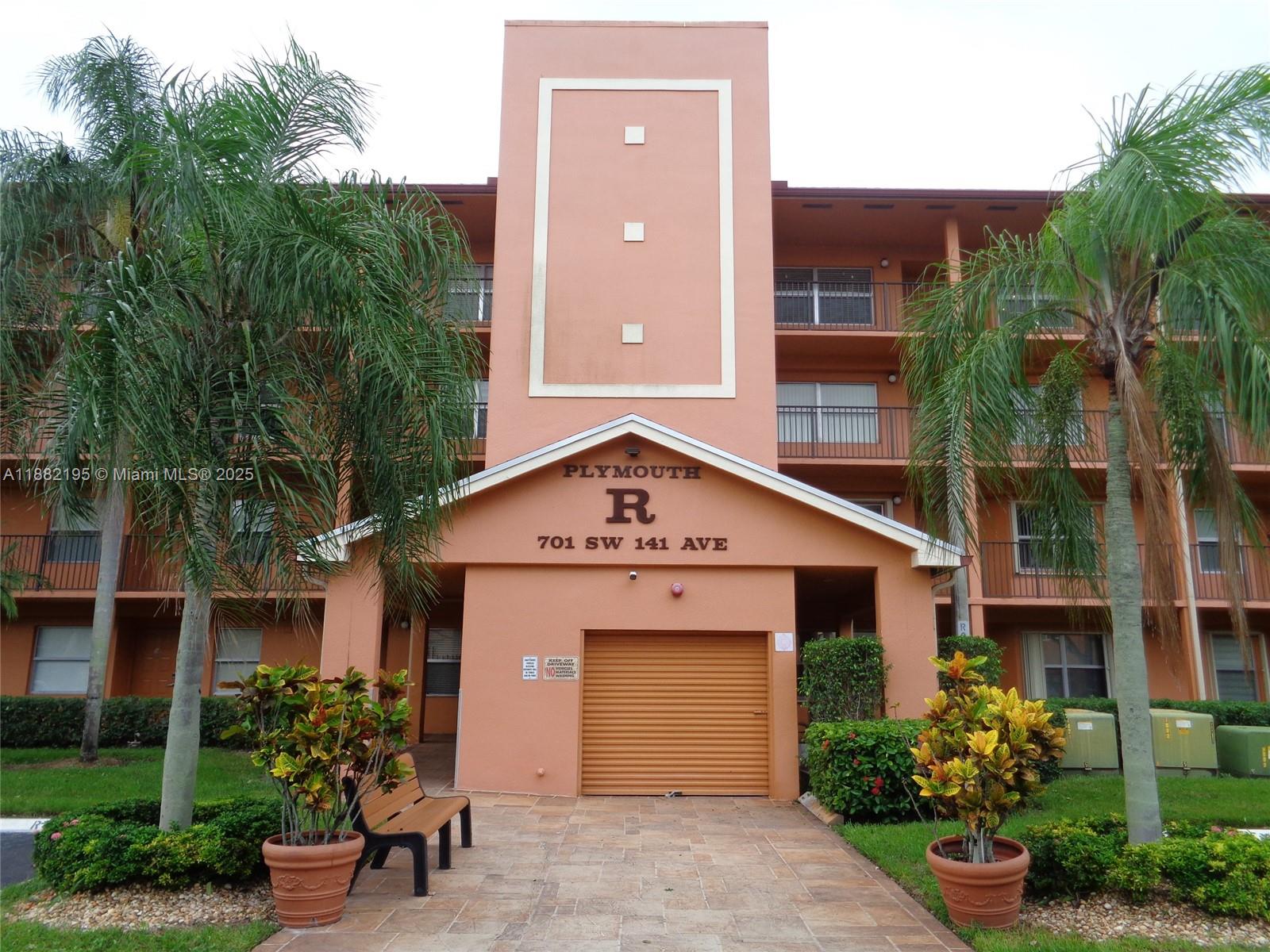 AMAZING ADULT COMMUNITY 55+ OF CENTURY VILLAGE BEAUTIFULL LAKE VIEW COURTESY BUS TRANSPORTATION,2 BEDROOMS AND 2 BATHROOMS, WASHER AND DRYER, NICE KITCHEN WITH REFRIGERATOR, STOVE, DISHWASHER MICROWAVE AND KITCHEN AREA FOR BREAKFAST.
CLUBHOUSE AREA, THEATER, GYM, RESTAURANT BY THE GOLF COURSE, 24/7 SECURITY, NURSES, 
AND LOTS OF AMMENITIES TO ENJOY.
RESTRICTIONS: NO RENTALS FIRST 2 YEARS, MINIMUN 12 MONTHS RENTAL, ONE RESIDENT MUST BE 55+ YEARS OF AGE AND OTHER RESIDENTS MUST BE 18+ YEARS OF AGE, AS PER THE CONDOMINIUM ASSOCIATION RULES AND REGULATIONS, ALSO CREDIT SCORE 700, INTERVIEW/SCREENING REQUIRED.