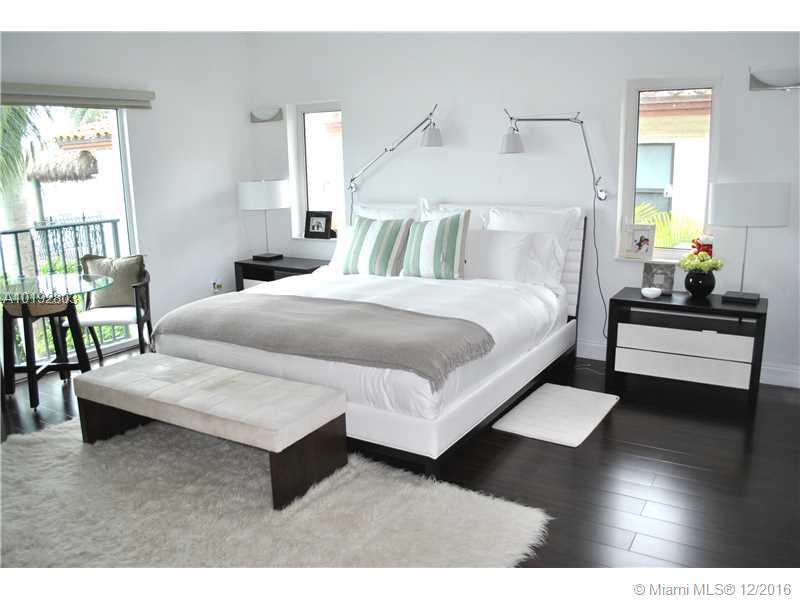 32 53 42 SAN MARCO - Residential