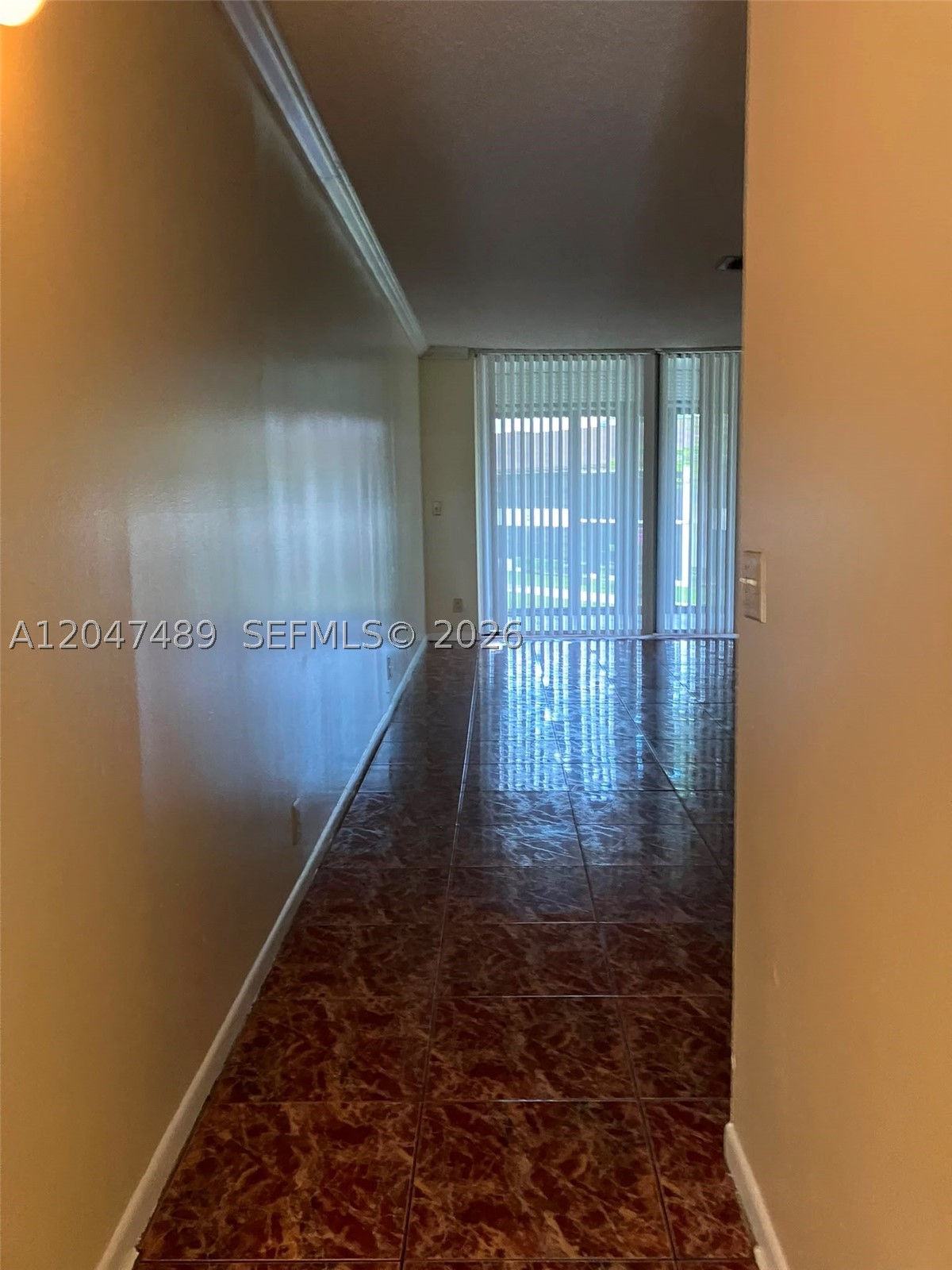 LAKE POINTE CONDOMINIUM N - Residential Lease