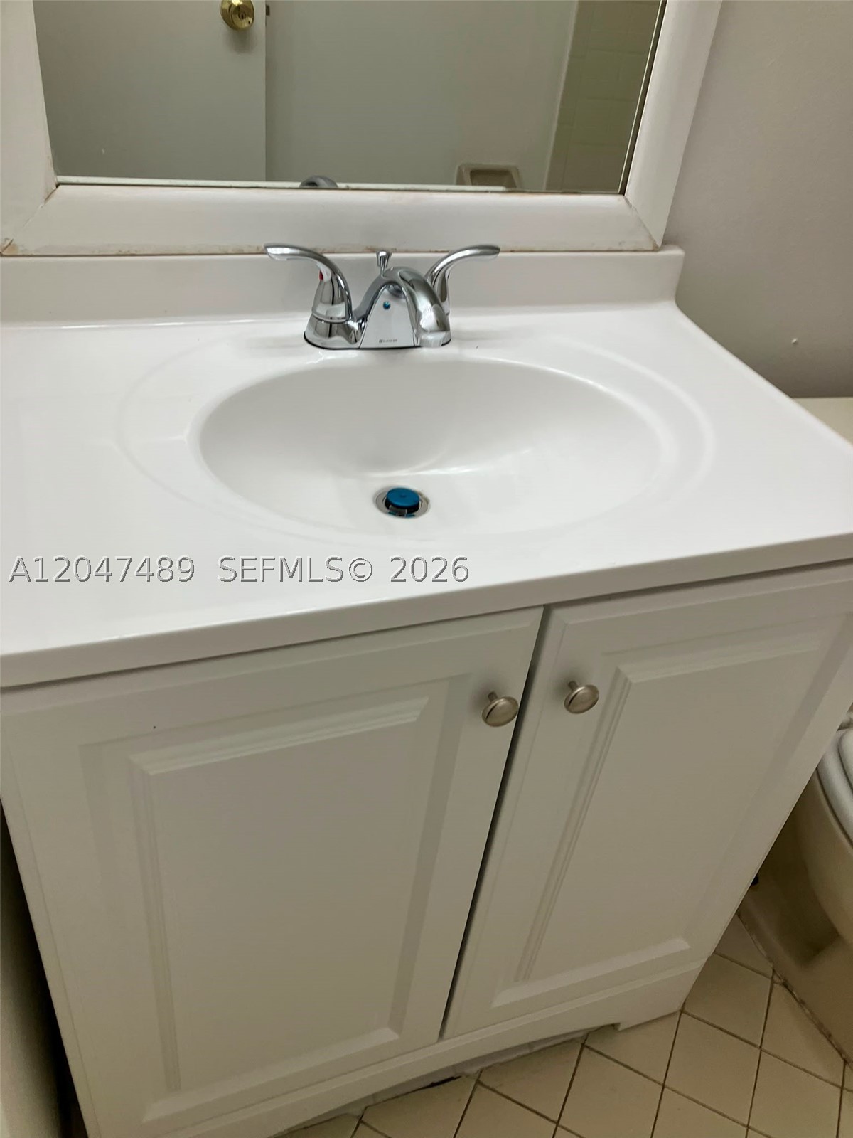 LAKE POINTE CONDOMINIUM N - Residential Lease