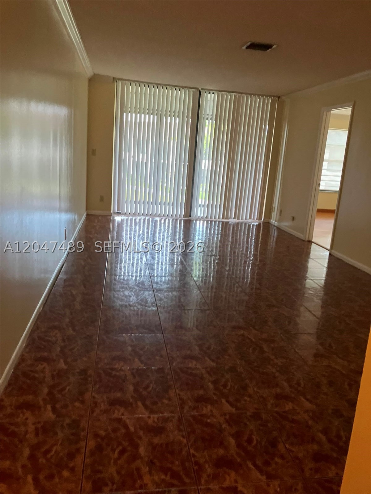 LAKE POINTE CONDOMINIUM N - Residential Lease