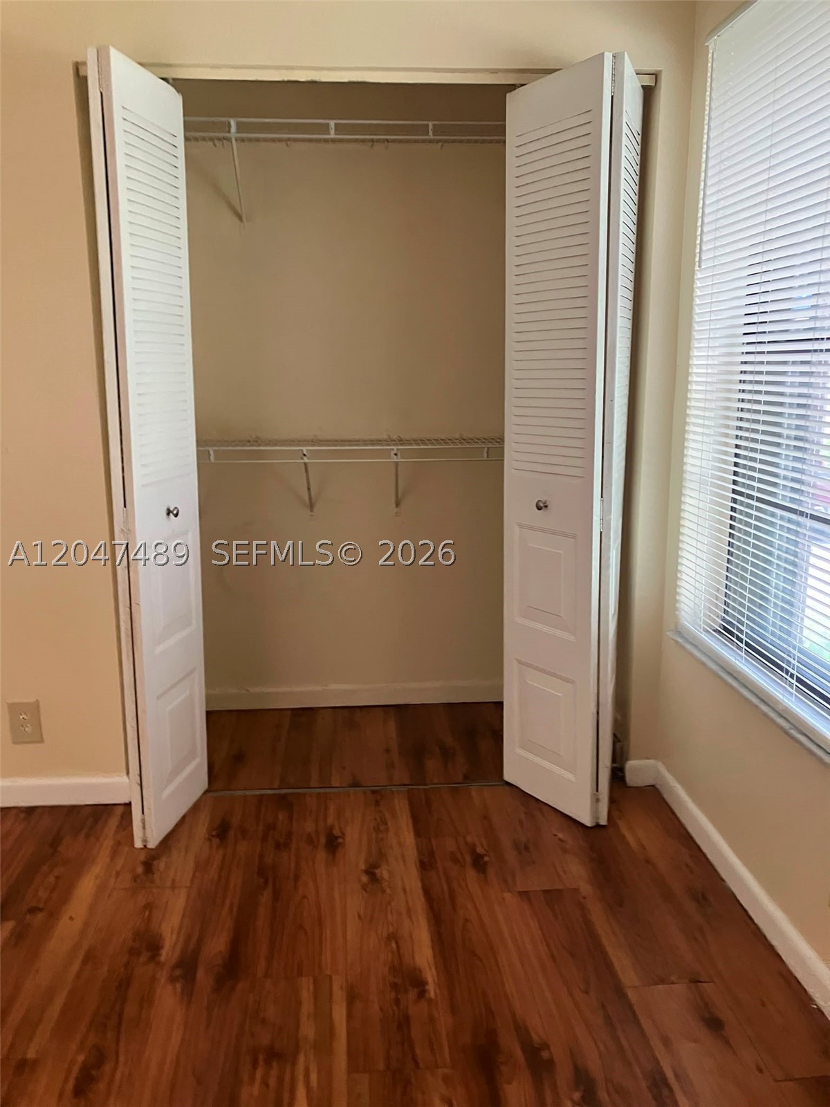 LAKE POINTE CONDOMINIUM N - Residential Lease