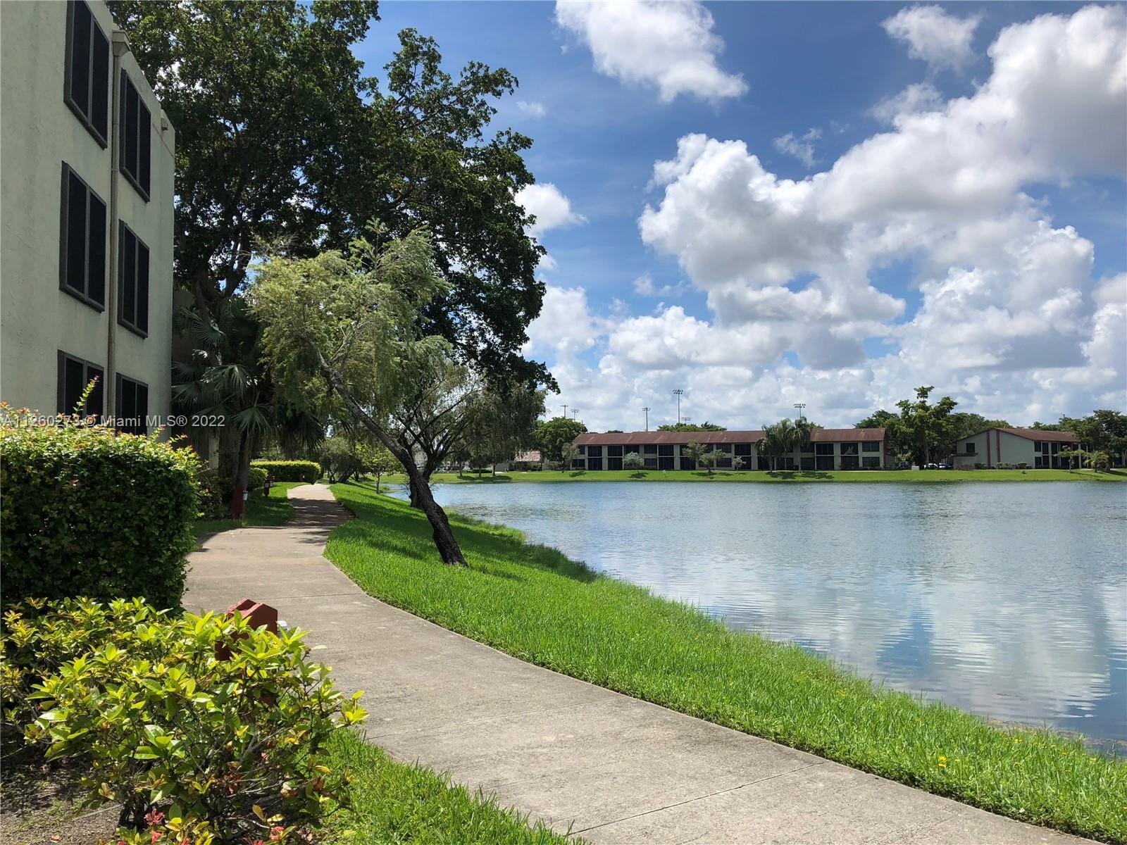 LAKE POINTE 8 CONDO - Residential